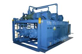 Compressor oil cooling chiller